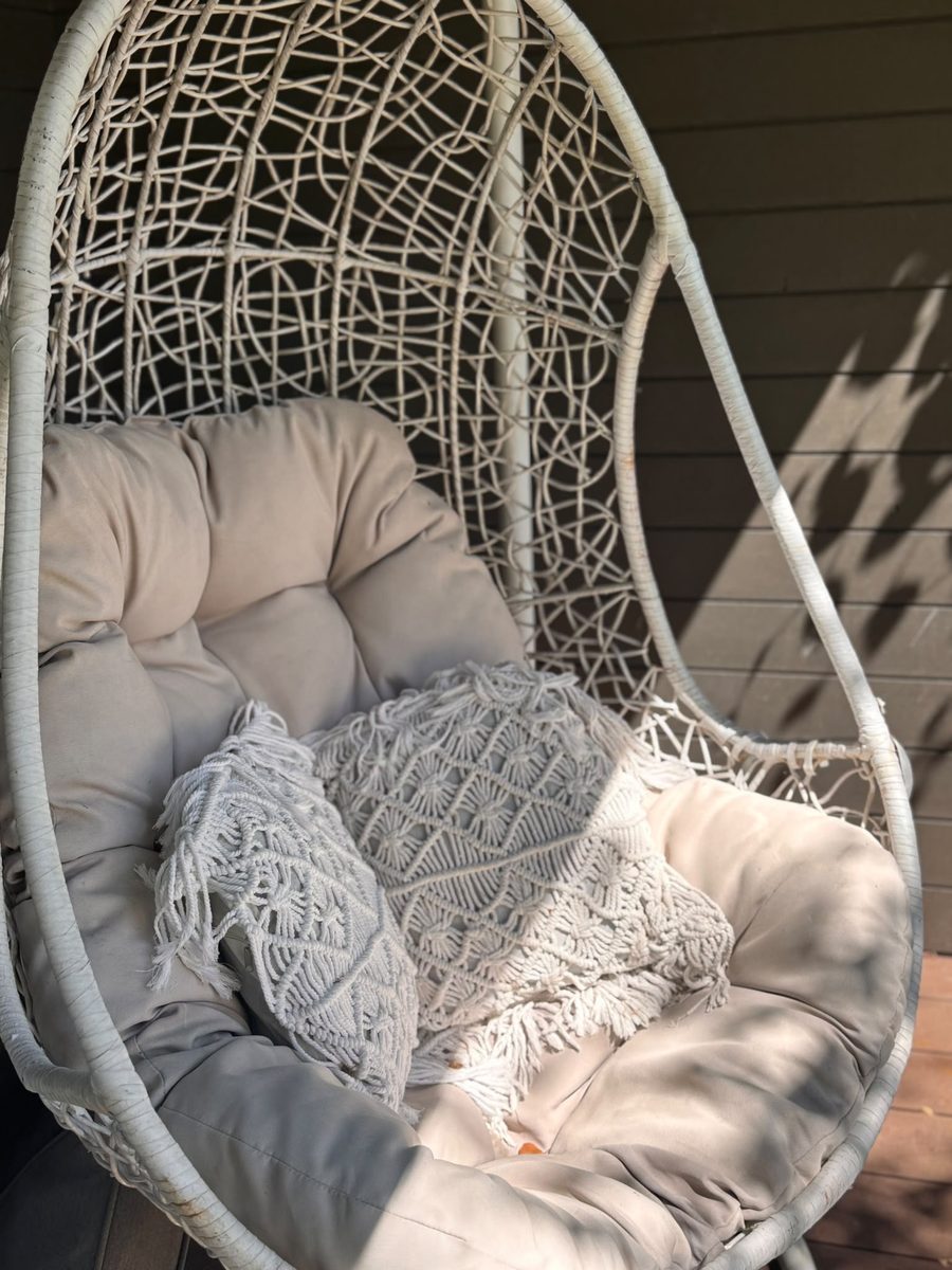 A place to sit and reconnect between sessions
